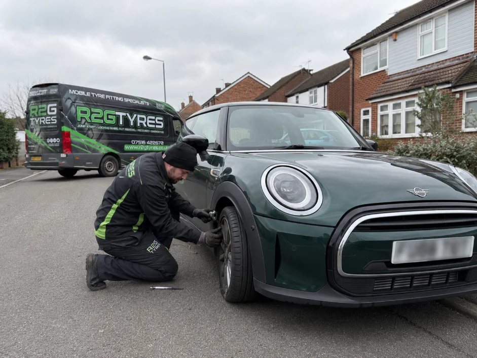 Mini Cooper Puncture Repair Roadside Nottingham UK