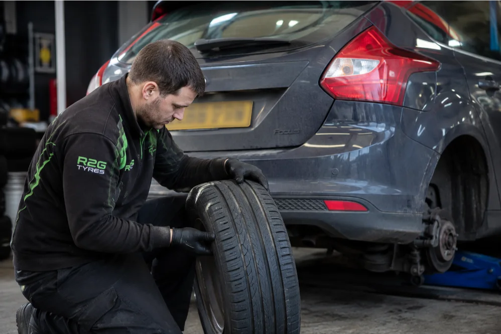 Ford Focus Car Tyre Replacement service