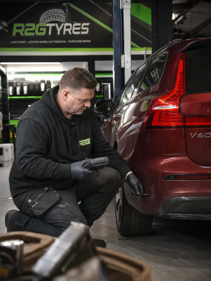 Volvo V60 TPMS Sensor Replacement R2G Tyres